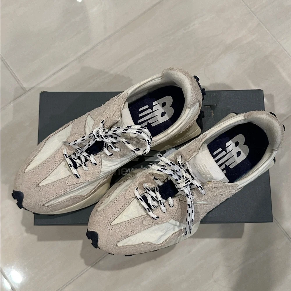 New Balance 327 Beige, Navy and White Men's Sneakers - Picture 2 of 6